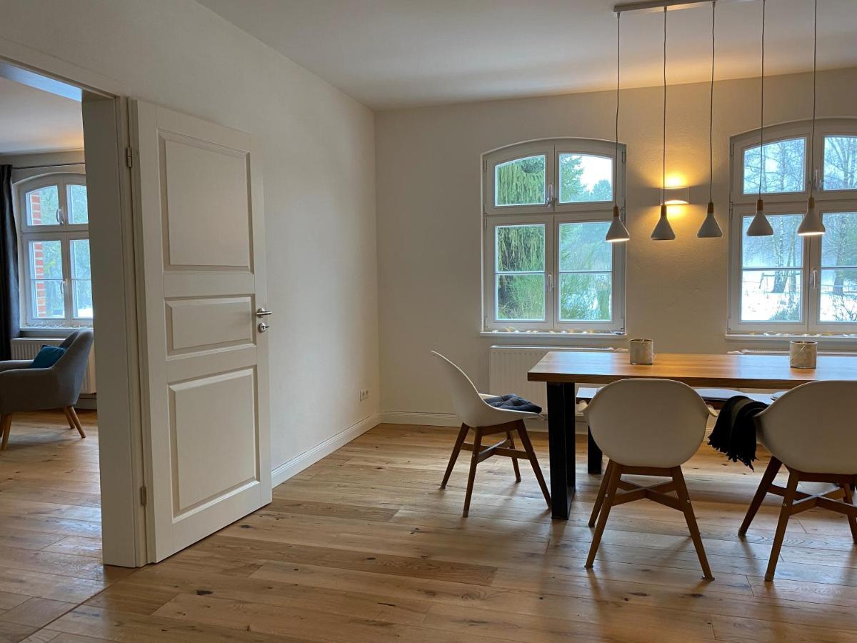 Forsthaus Zartwitzer Huette Apartment Rechlin Luaran gambar